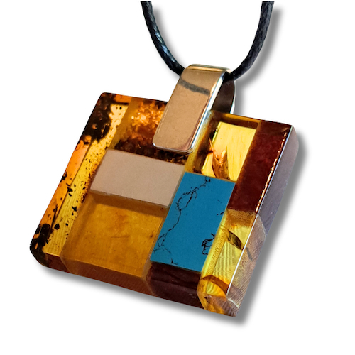 Click to view detail for HW-2582 Pendant Square $105